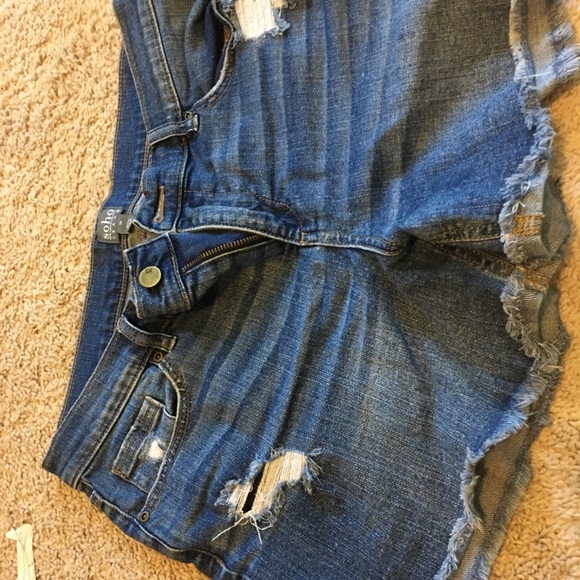 New York and company shorts size 10 - Picture 2 of 3